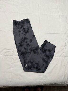 Under Armour Black Marble-Print Performance Leggings